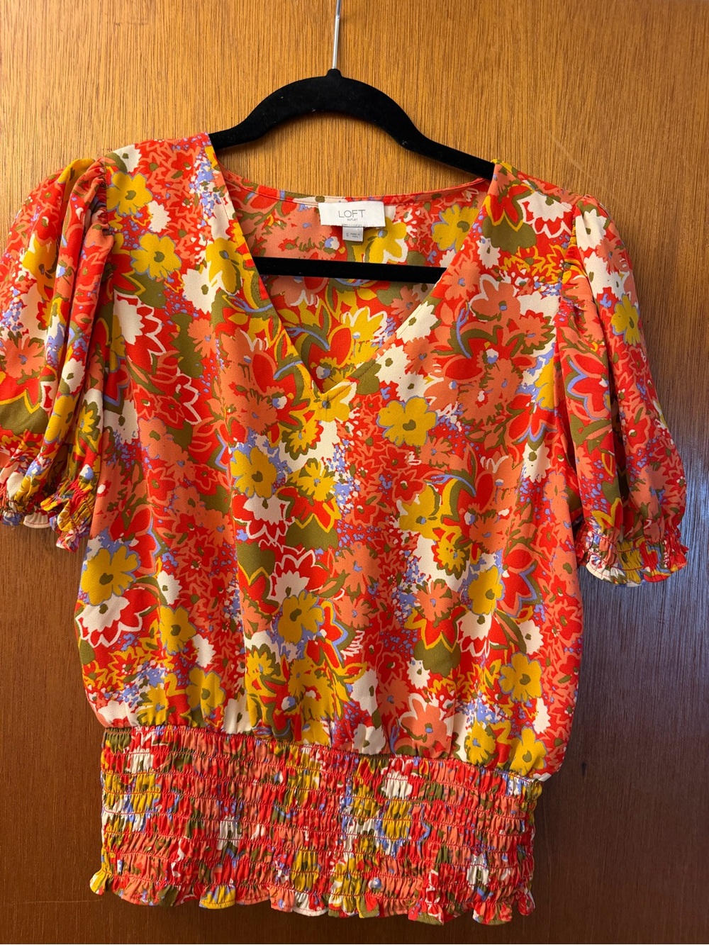 LOFT Coral Floral V-Neck Smocked-Hem Puff Sleeve Top